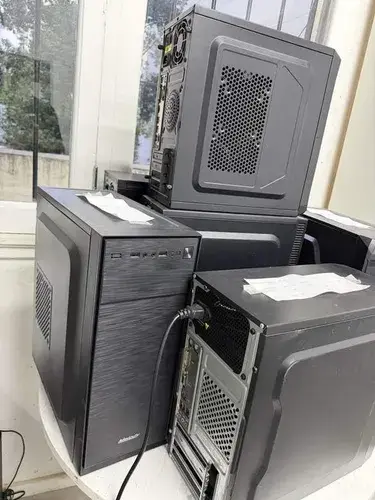 Pc Escritorio Amd A6-7480 8gb Ssd 224gb Sin Monitor