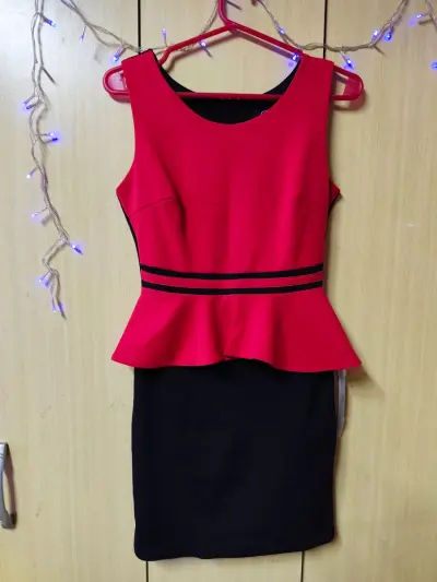 Ropa de mujer lote bolsón vestidos lindos etc 