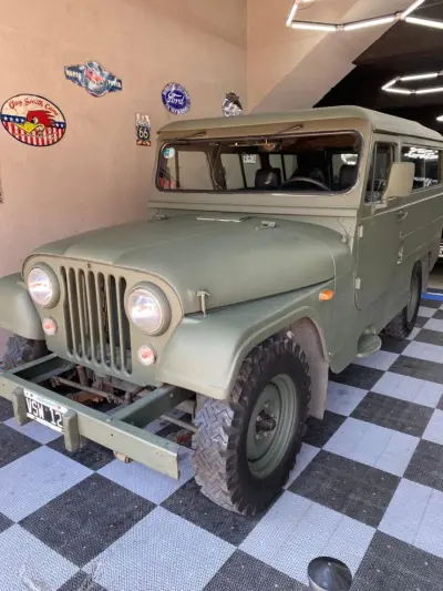 Jeep ika