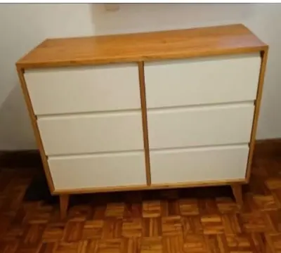 Cómoda escandinava 