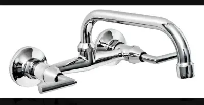 Grifo de cocina aqualaf pared doble comando cromo giratorio.