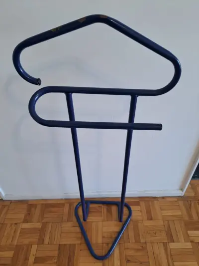 perchero metálico
