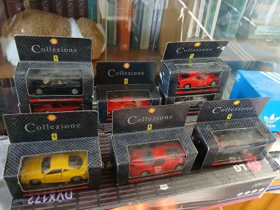 Autos ferrari a escala shell coleccion completa 8 autos