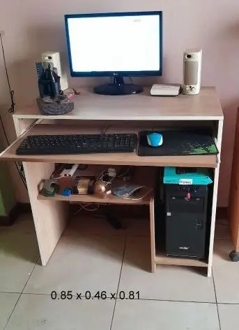 Escritorio de melanina para PC
