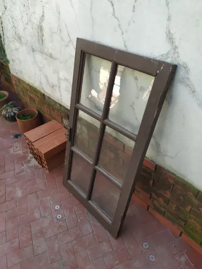 Varios