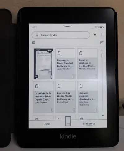 Kindle Paperwrite 10ma. generación negro con funda de encendido automático color negro..