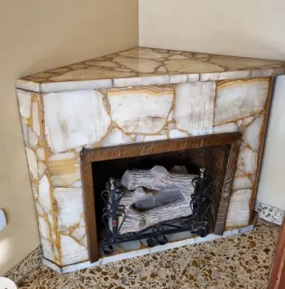 Frente De Hogar Esquinero En Mármol Ónix / Chimenea De Estilo"