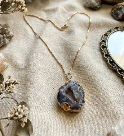 Agata Geoda Dije Baño Dorado + Cadena 18k (de Vidriera)