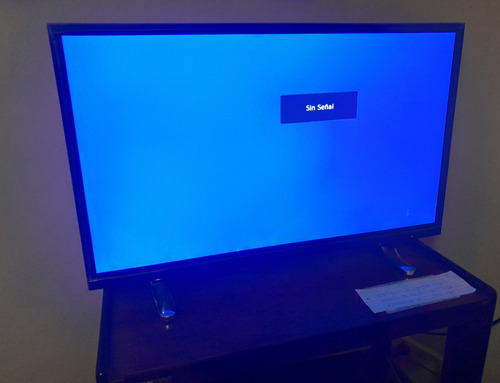 Tv De 32  Noblex 32ld867ht Con Pantalla Led Hd