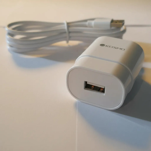 Cargador Kosmo 2.75a Micro Usb Carga Rápida Blanco