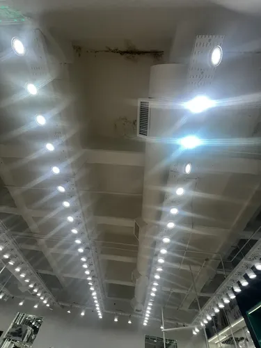 Bandeja Portacables Con Luces Ar111 20cm X Metro Lineal