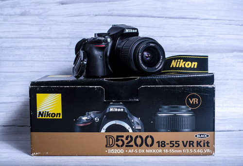 Nikon Kit D5200 + Lente 18-55mm Vr Dslr Color Negro Negro