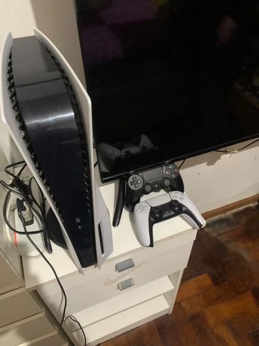 Sony Playstation 5 Standard 825gb Blanco Y Negro