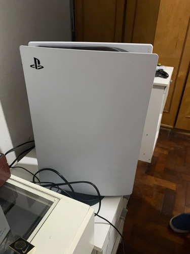 Sony Playstation 5 Standard 825gb Blanco Y Negro