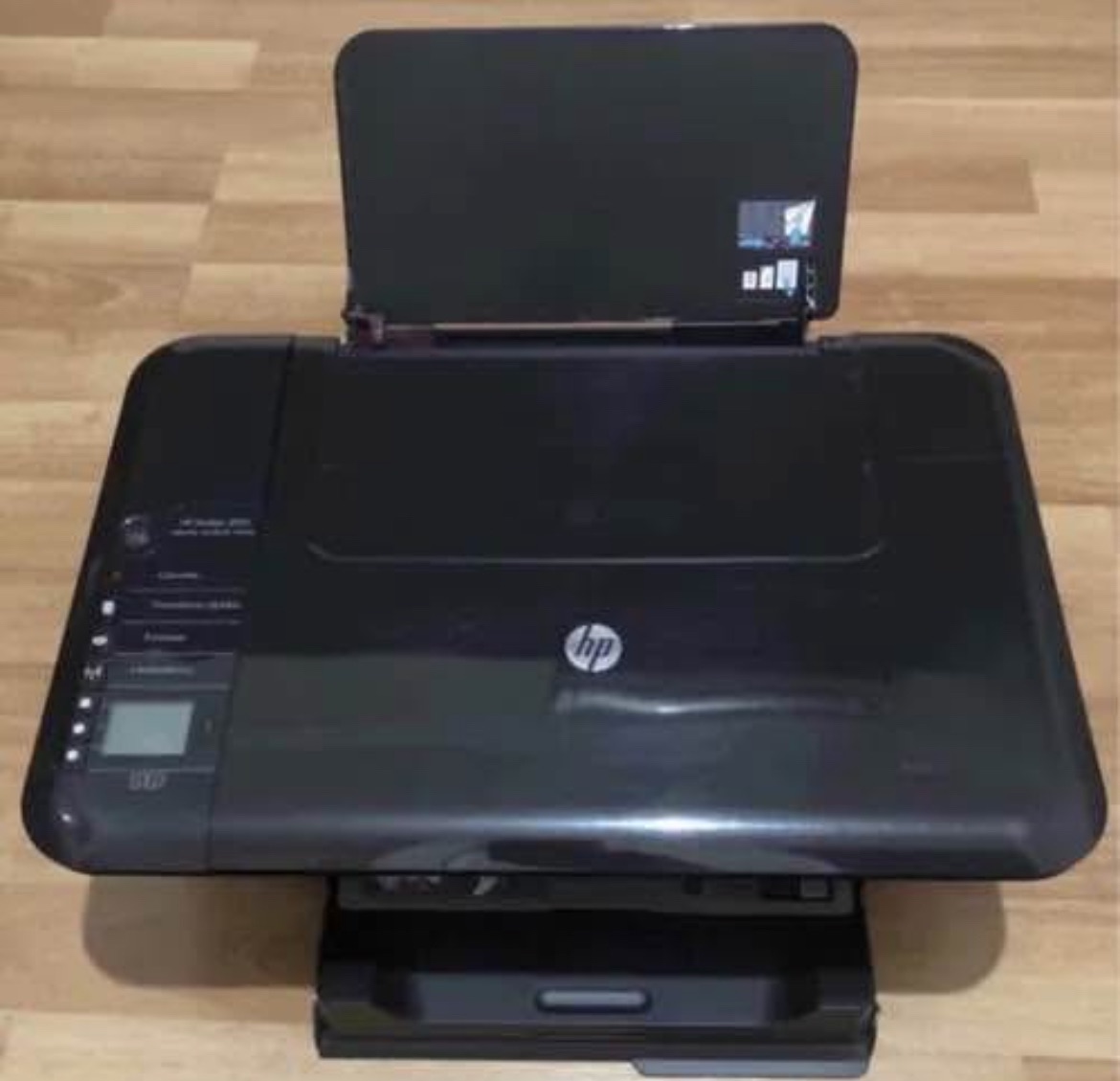 Impresora Multifunción A Color Hp Deskjet 3050 Con Wifi 220v Negro