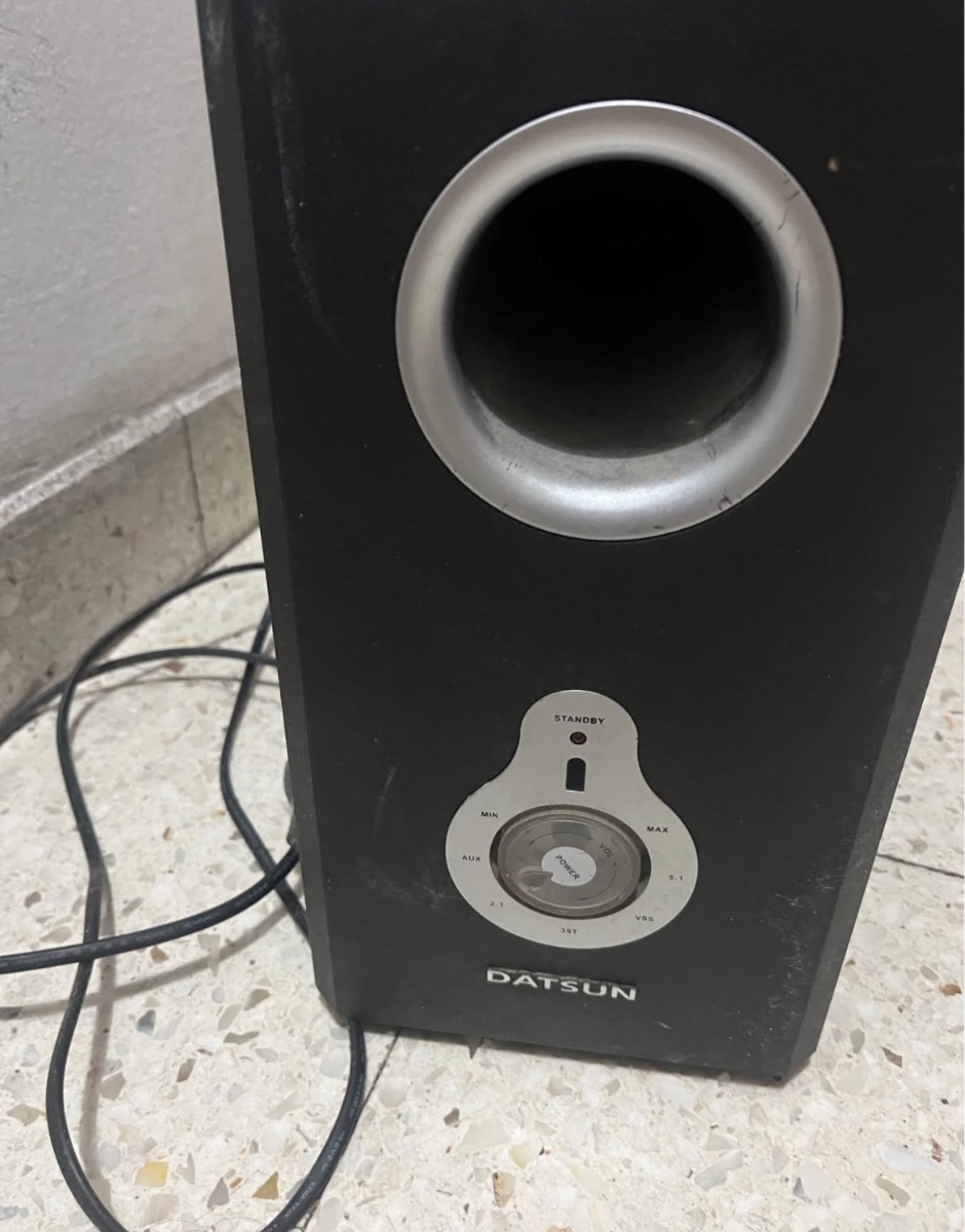 Home Teather Datsun Funciona Perfecto