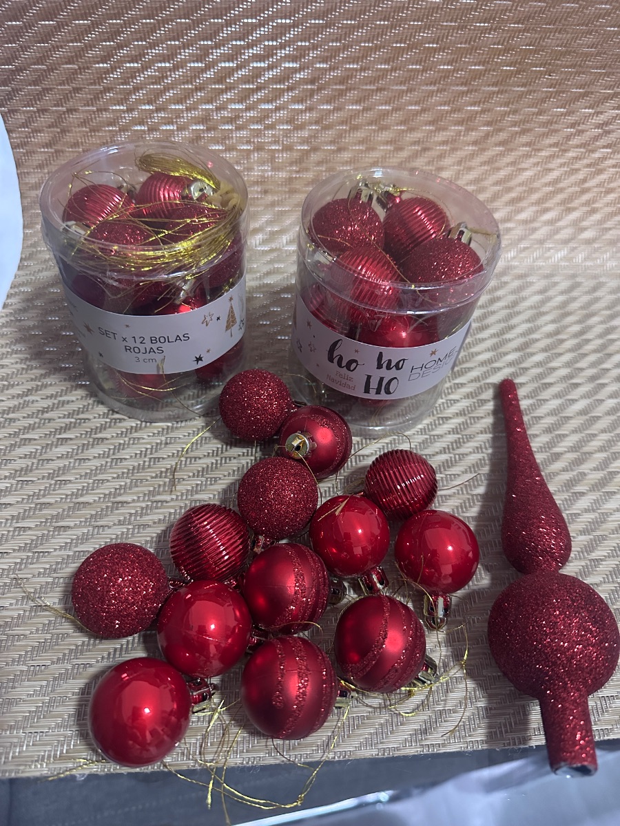 Set de 36 bolas rojas
