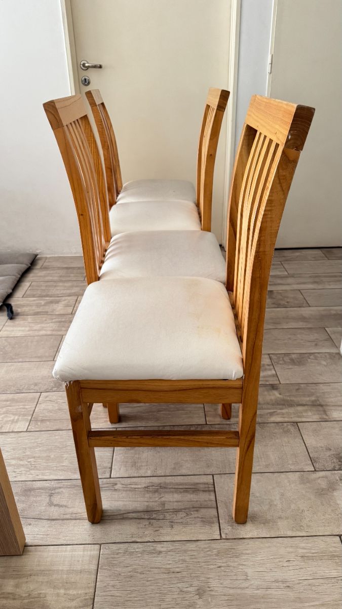 Sillas de comedor de madera