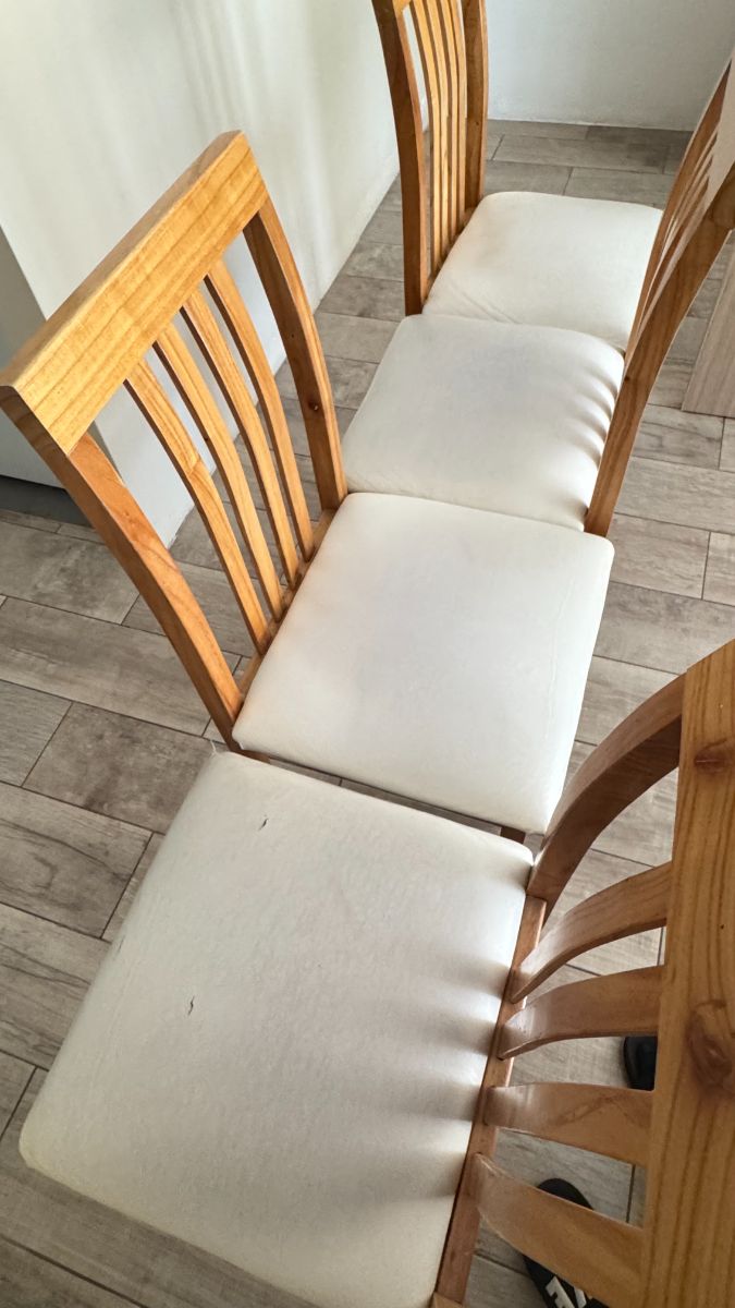 Sillas de comedor de madera