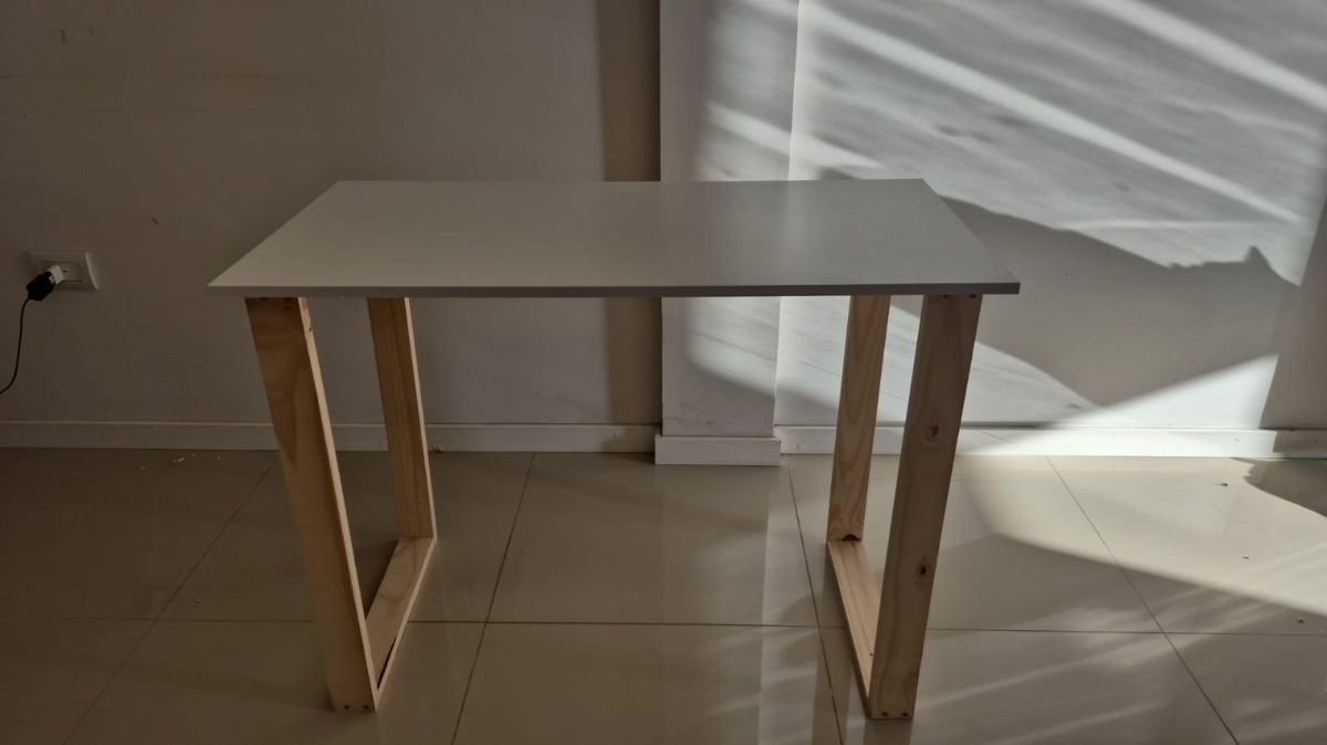 Escritorio / mesa de trabajo