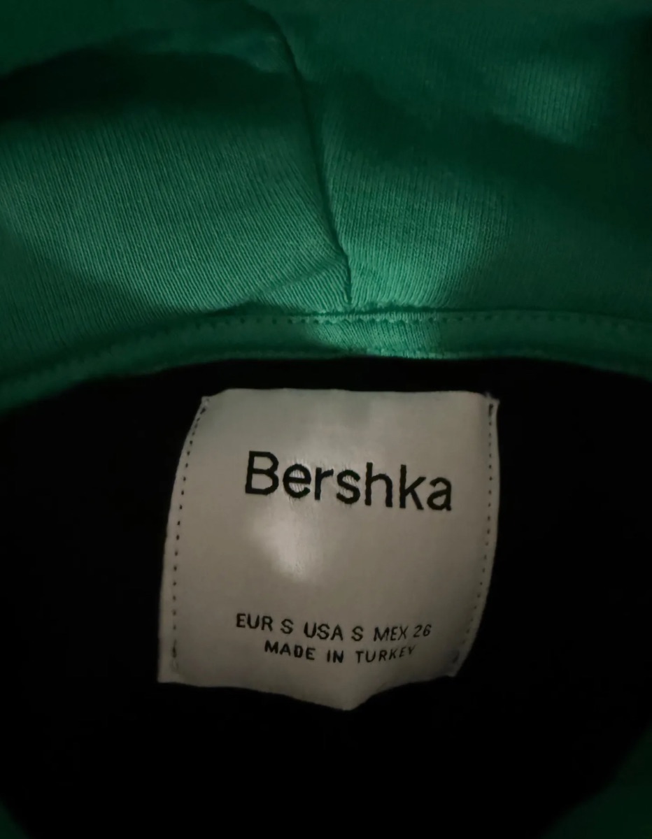 Buzo Hoodie Bershka 