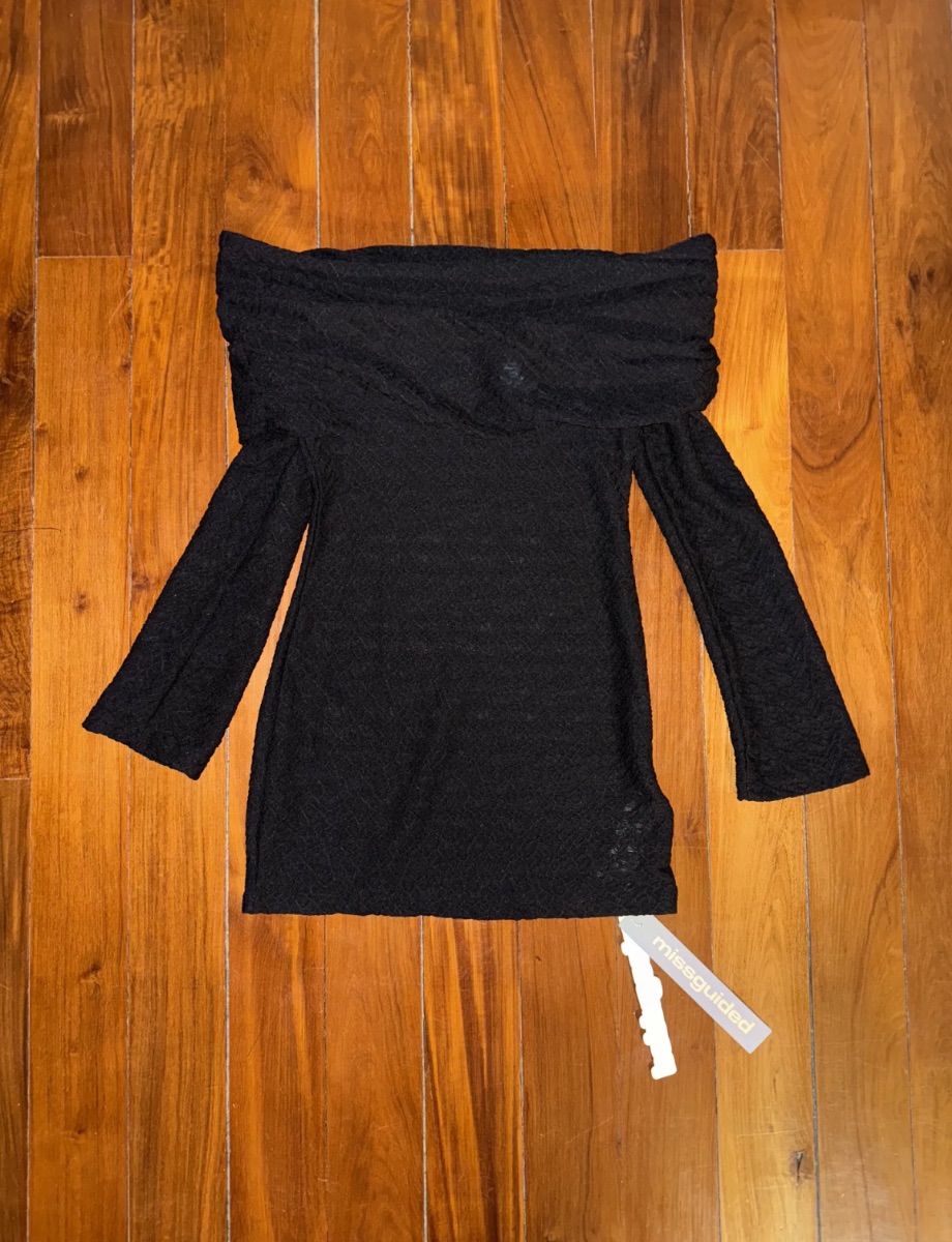 Vestido Negro Manga larga Corto Nuevo