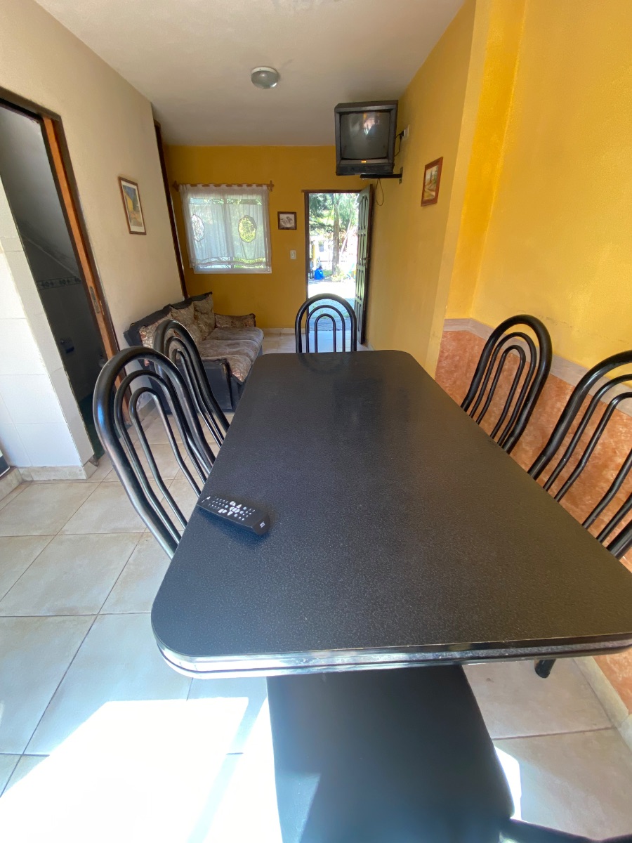 Venta de triplex grande en Mar del Tuyú 3 cuadras del mar 