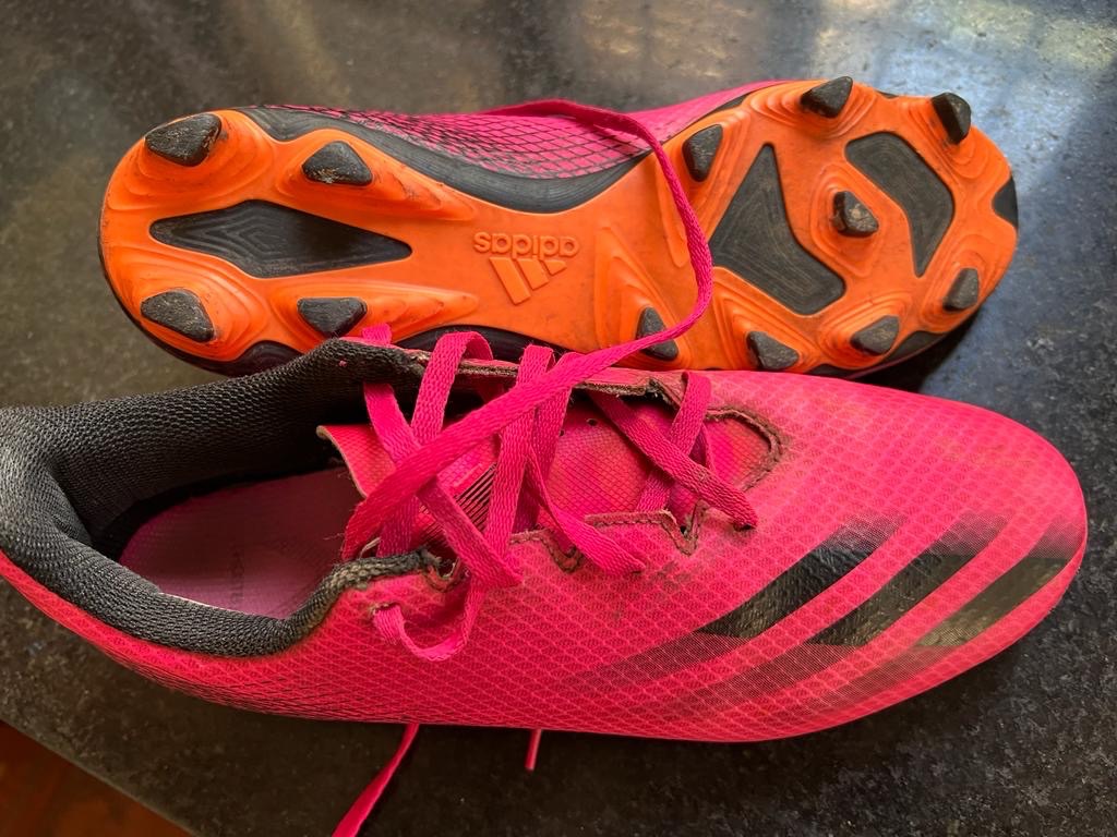 Botines Adidas ghosted.1 Rosas