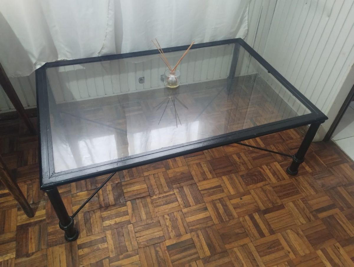  Mesa ratona de hierro con vidrio – 1.20 x 0.80