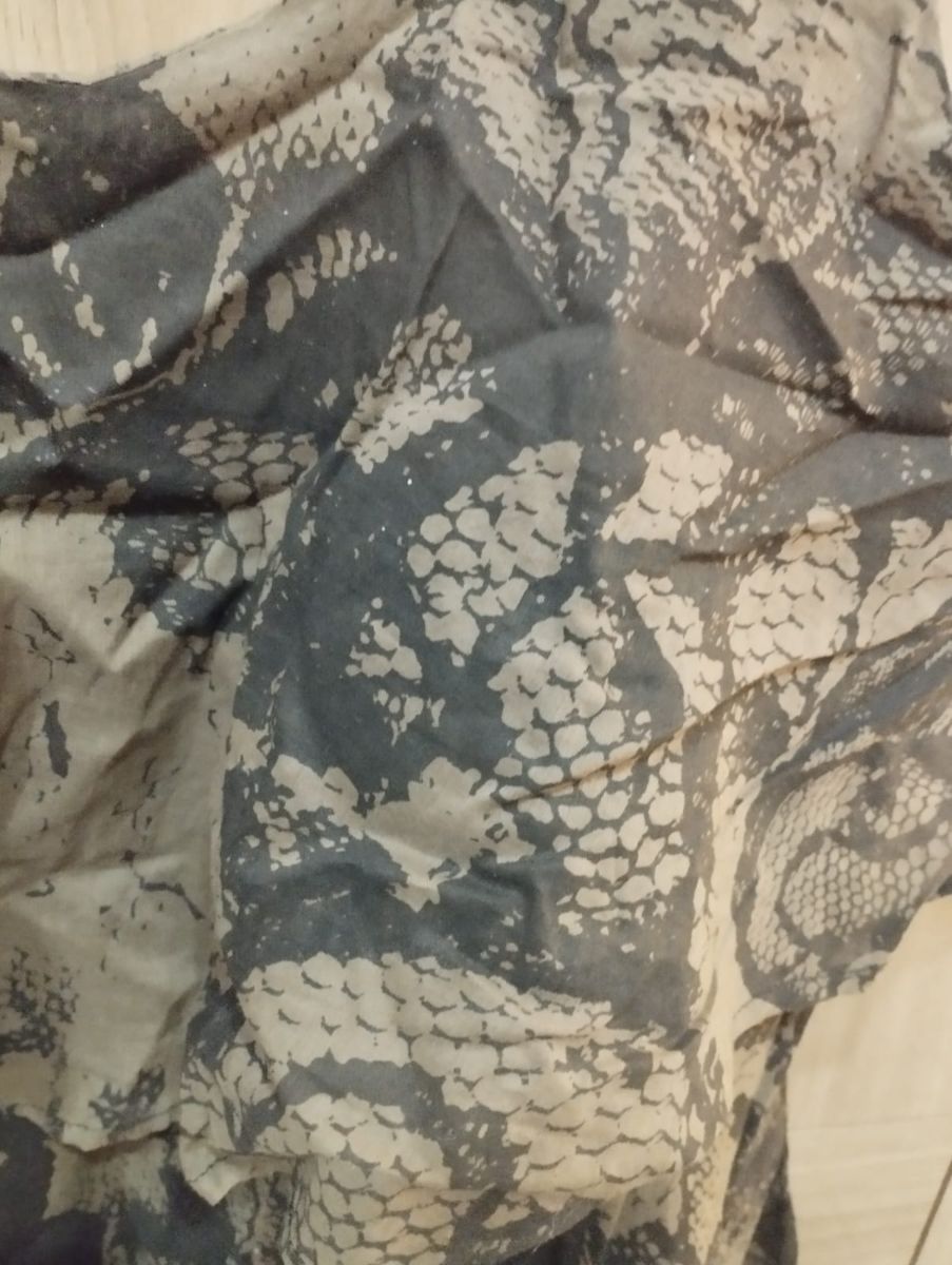 Vestido corto con volados – impecable estado