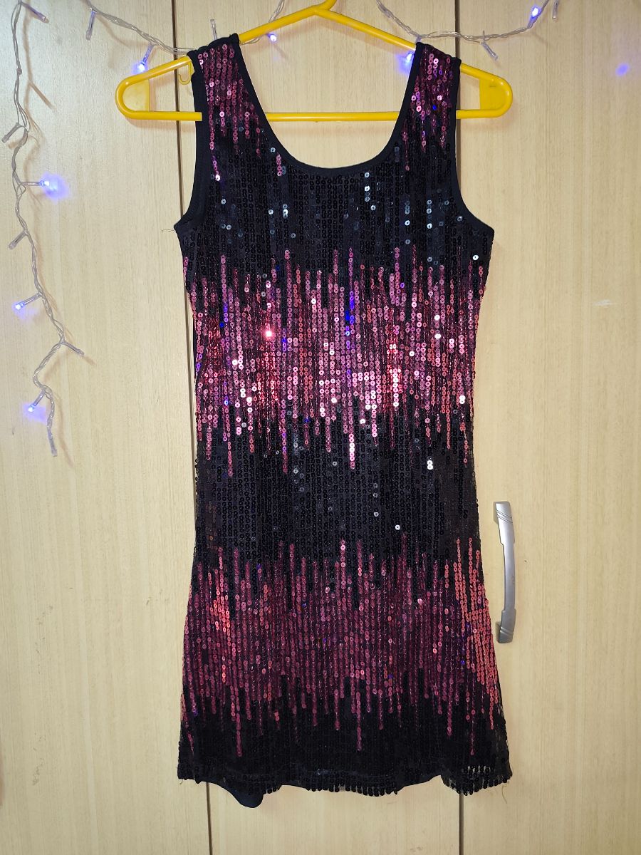 Ropa de mujer lote bolsón vestidos lindos etc 