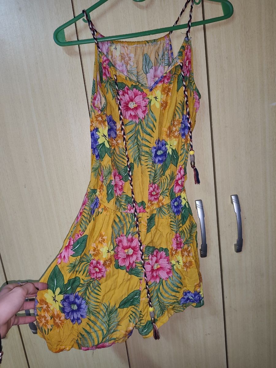 Ropa de mujer lote bolsón vestidos lindos etc 