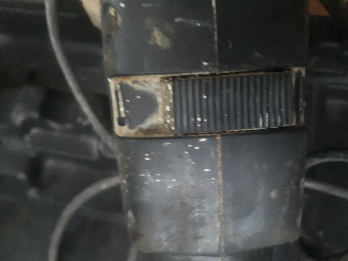 TALADRO CON PERCUTOR BYD. PARA REPUESTOS RETIRAS EN PARQUE, MERLO. SOLO EFECTIVO