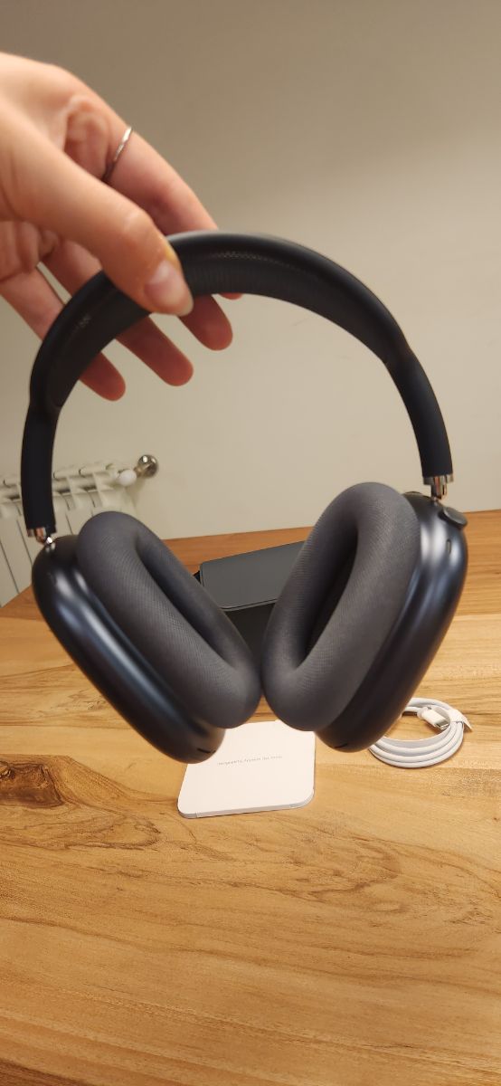 Apple AirPods Max medianoche