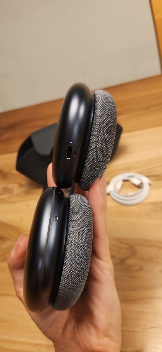 Apple AirPods Max medianoche