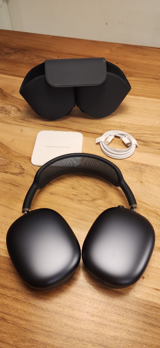 Apple AirPods Max medianoche
