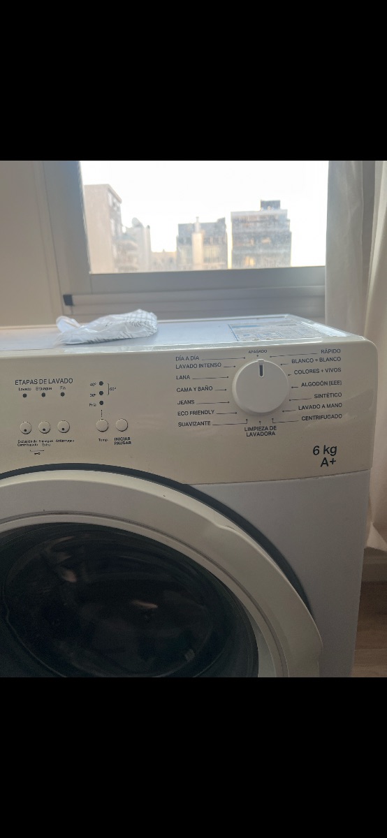 LAVARROPAS AUTOMÁTICO WHIRLPOOL 6 KG A+ – IMPECABLE