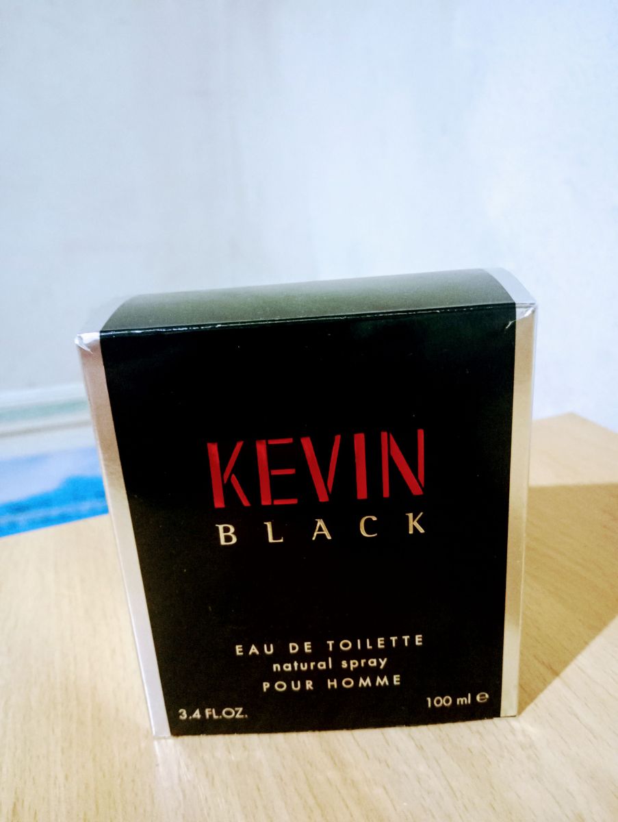 Perfume Kevin Black