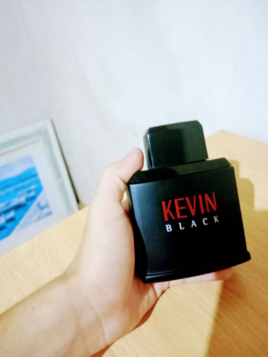 Perfume Kevin Black