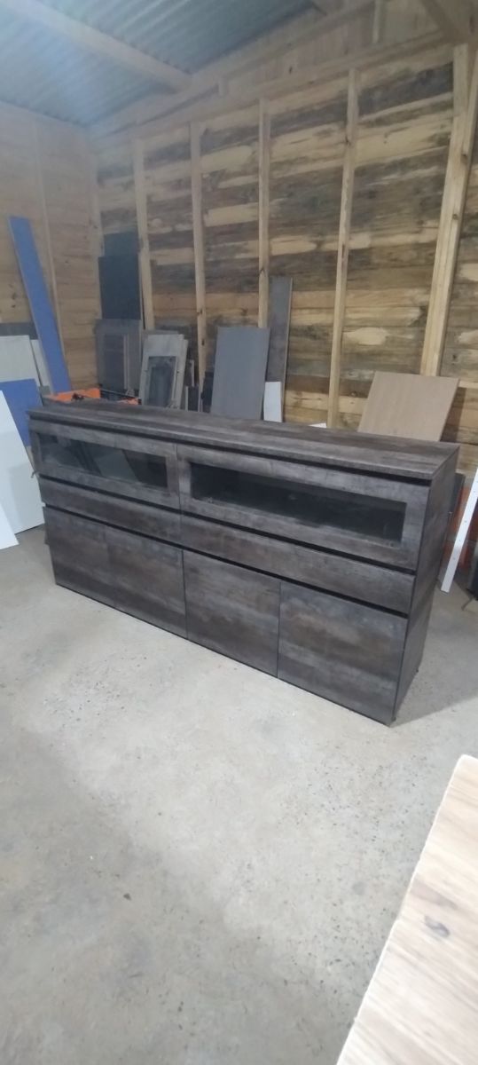 Bahiut de 1.80mts x 90cm x 40cm en MDF 18mm 