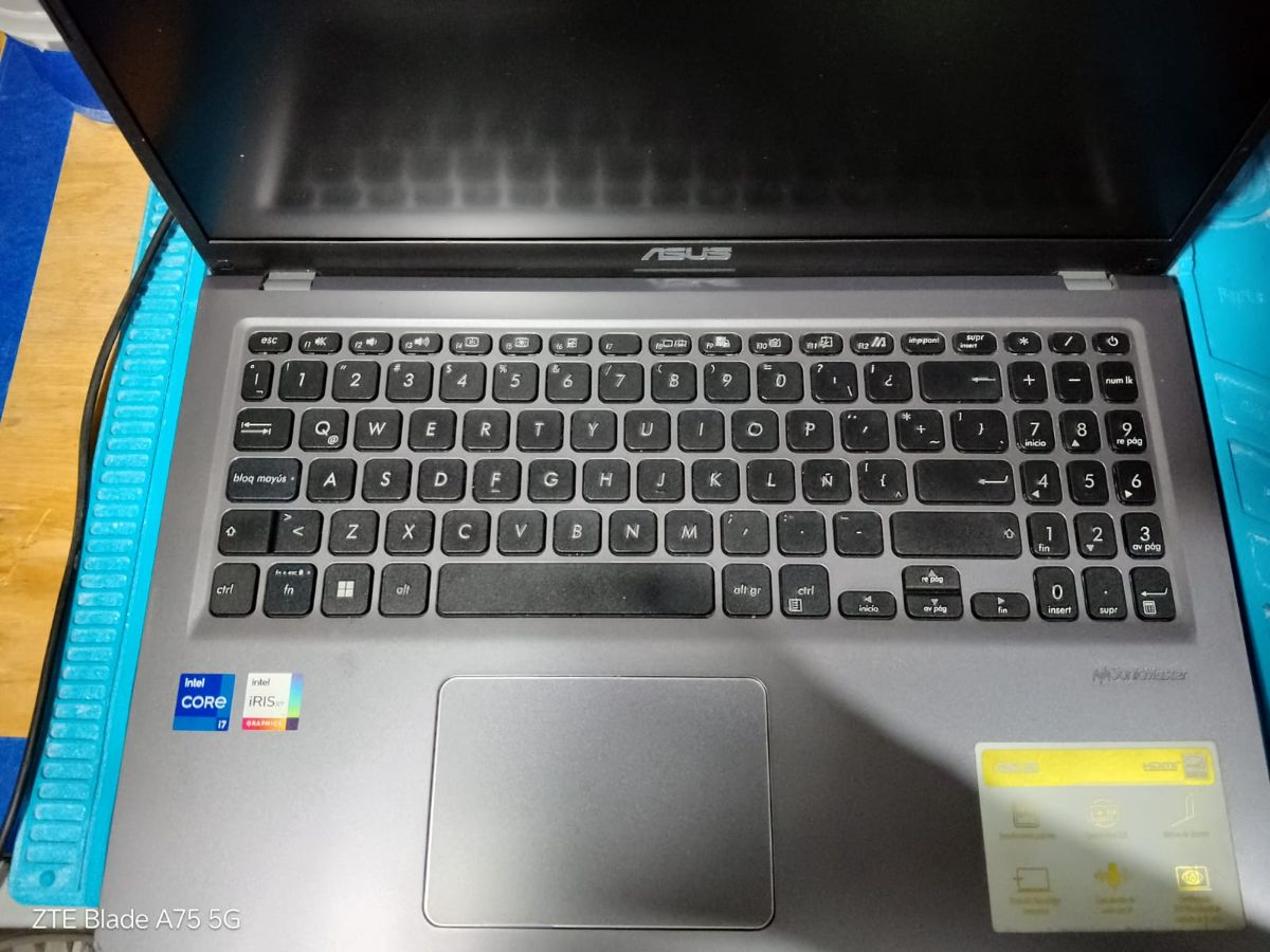 Notebook Asus X515 Intel I7 11va | 512gb Ssd | Pantalla Full Hd | Ideal Diseño-gaming