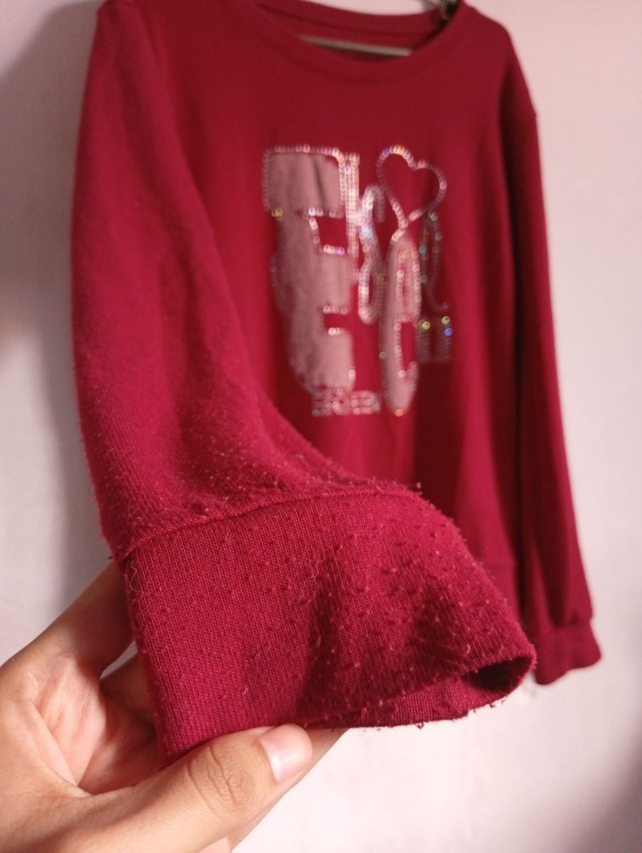 Buzo rojo 