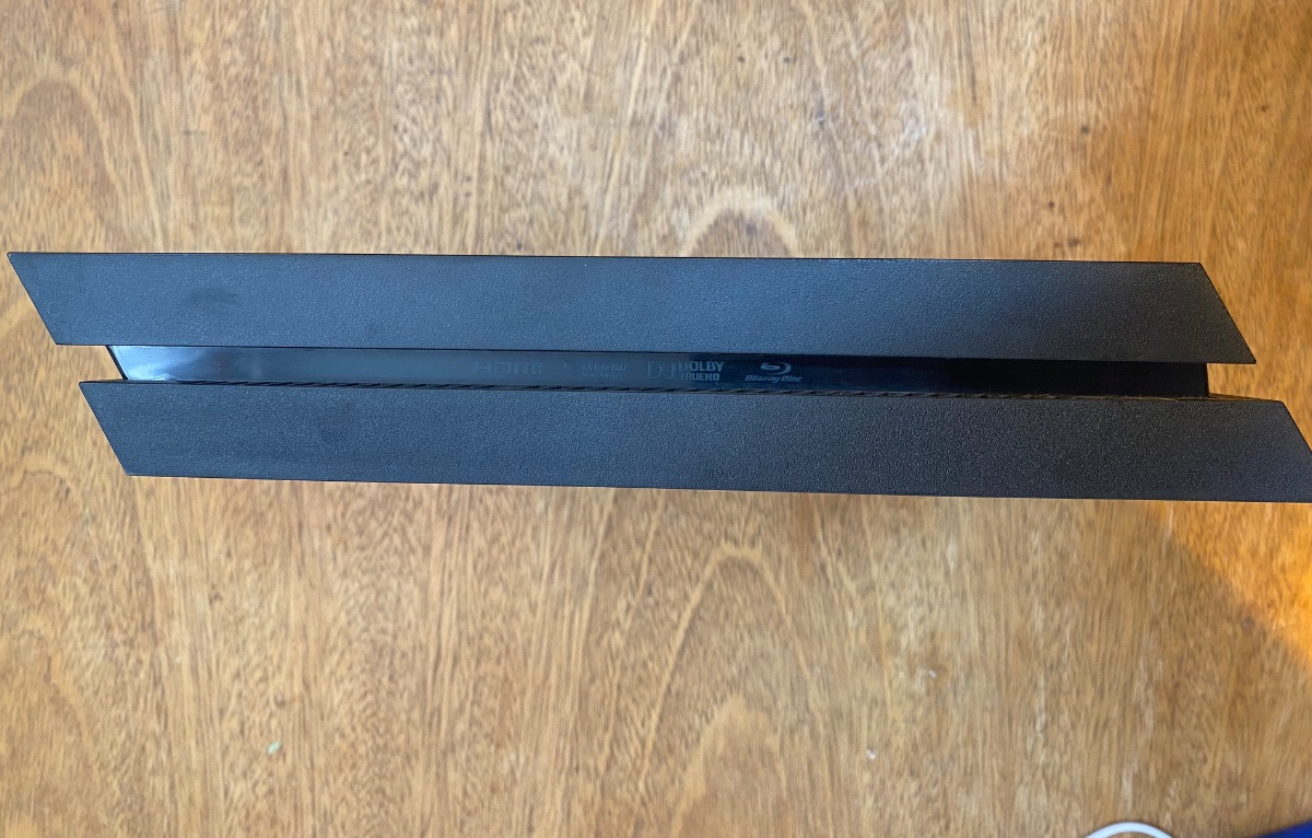 Sony Playstation 4 500 Gb Fat - 2 Juegos - 1 Joystick