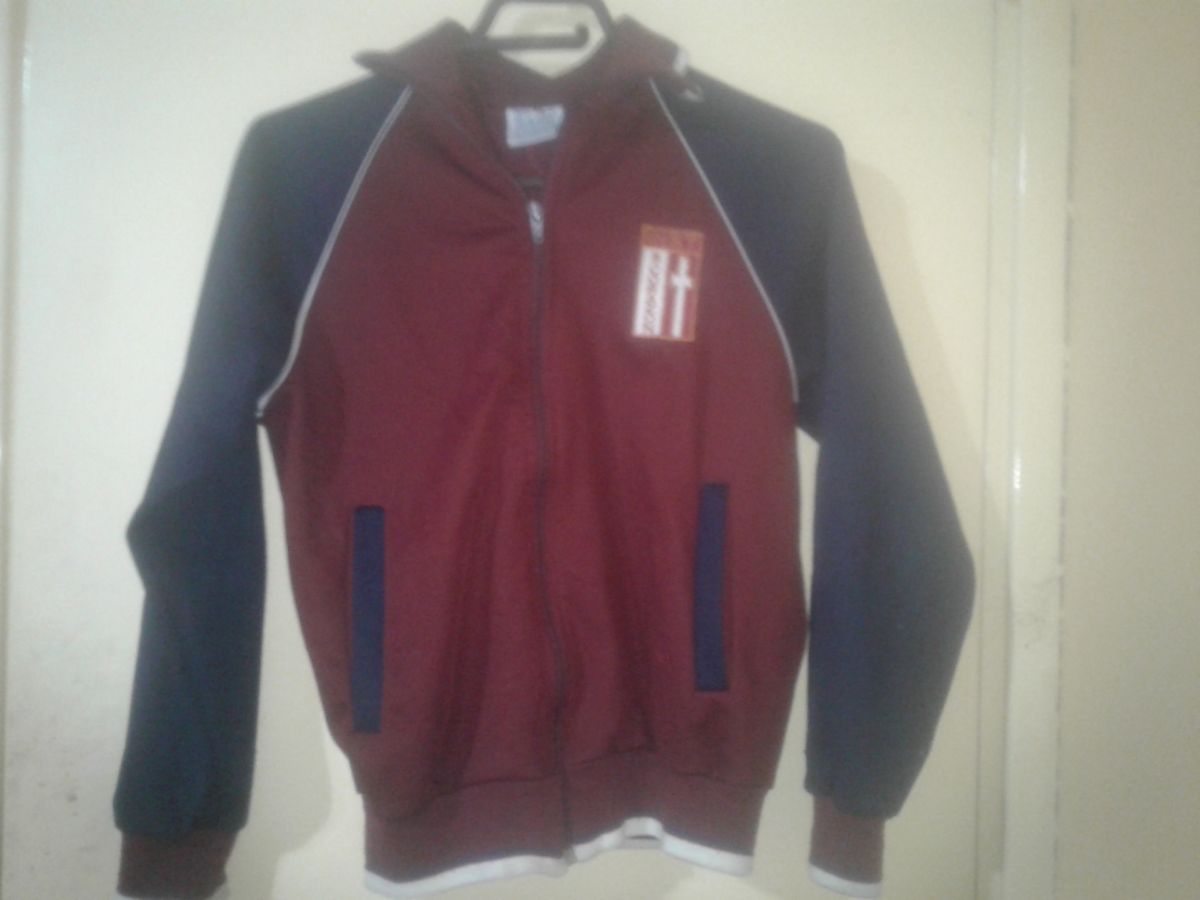 Campera Escolar uniforme bordo azul