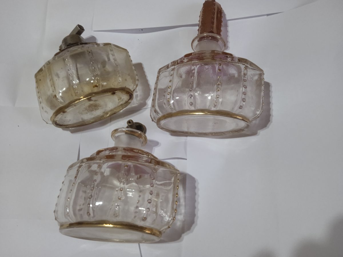 Caramelera  perfumero  y licorera antiguas