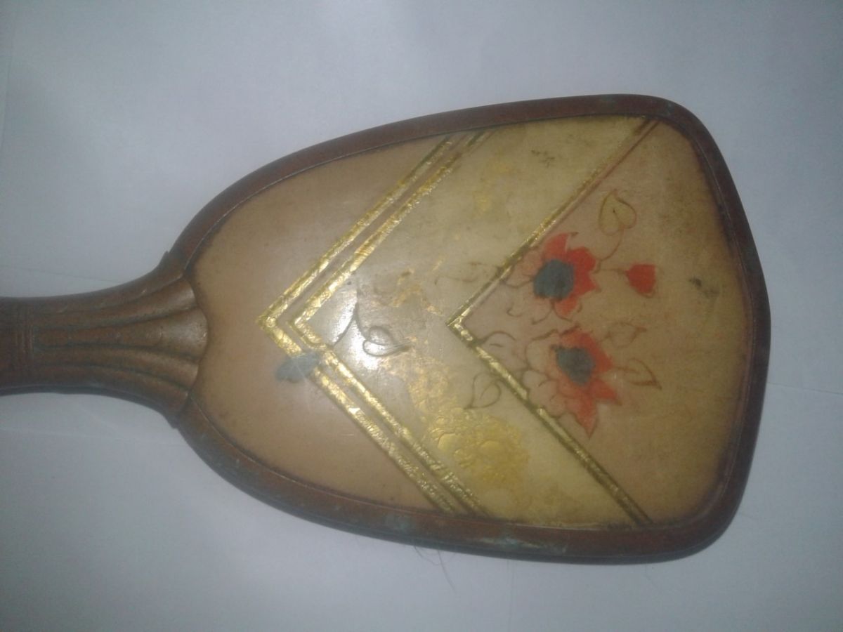 Perfumero recargable , Caramelera tallada y cepillo tocador  colección antiguedades