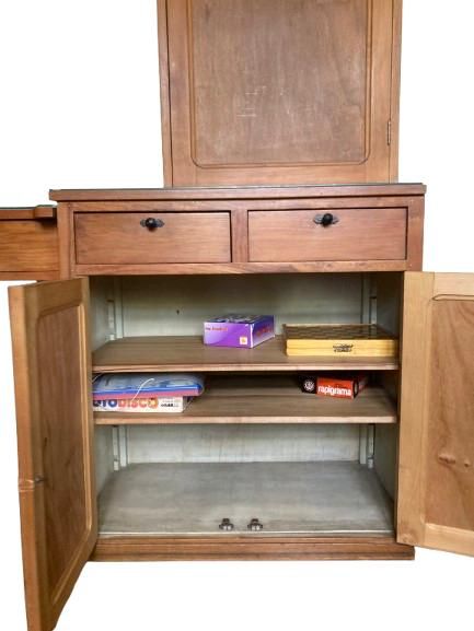 Mueble aparador de madera