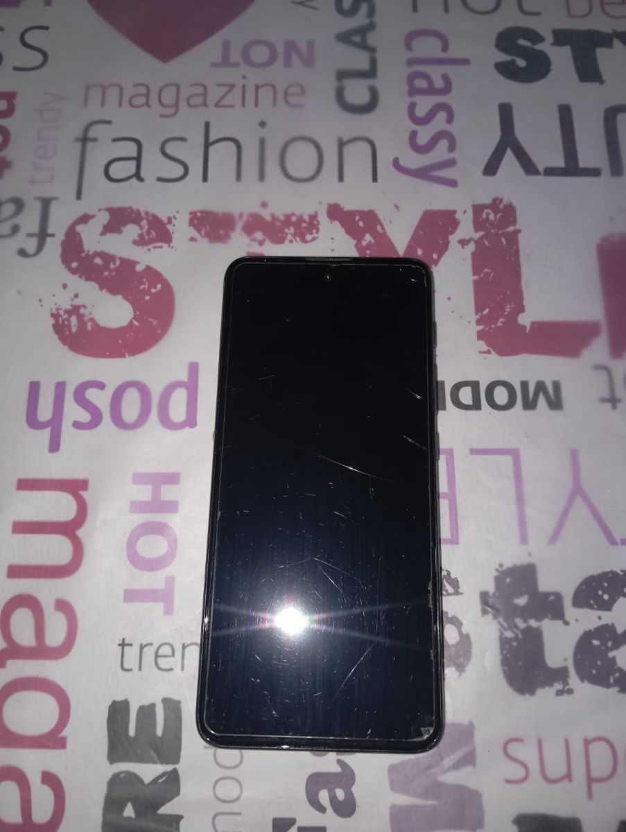 Vendo Motorola e40 usado nuevo 