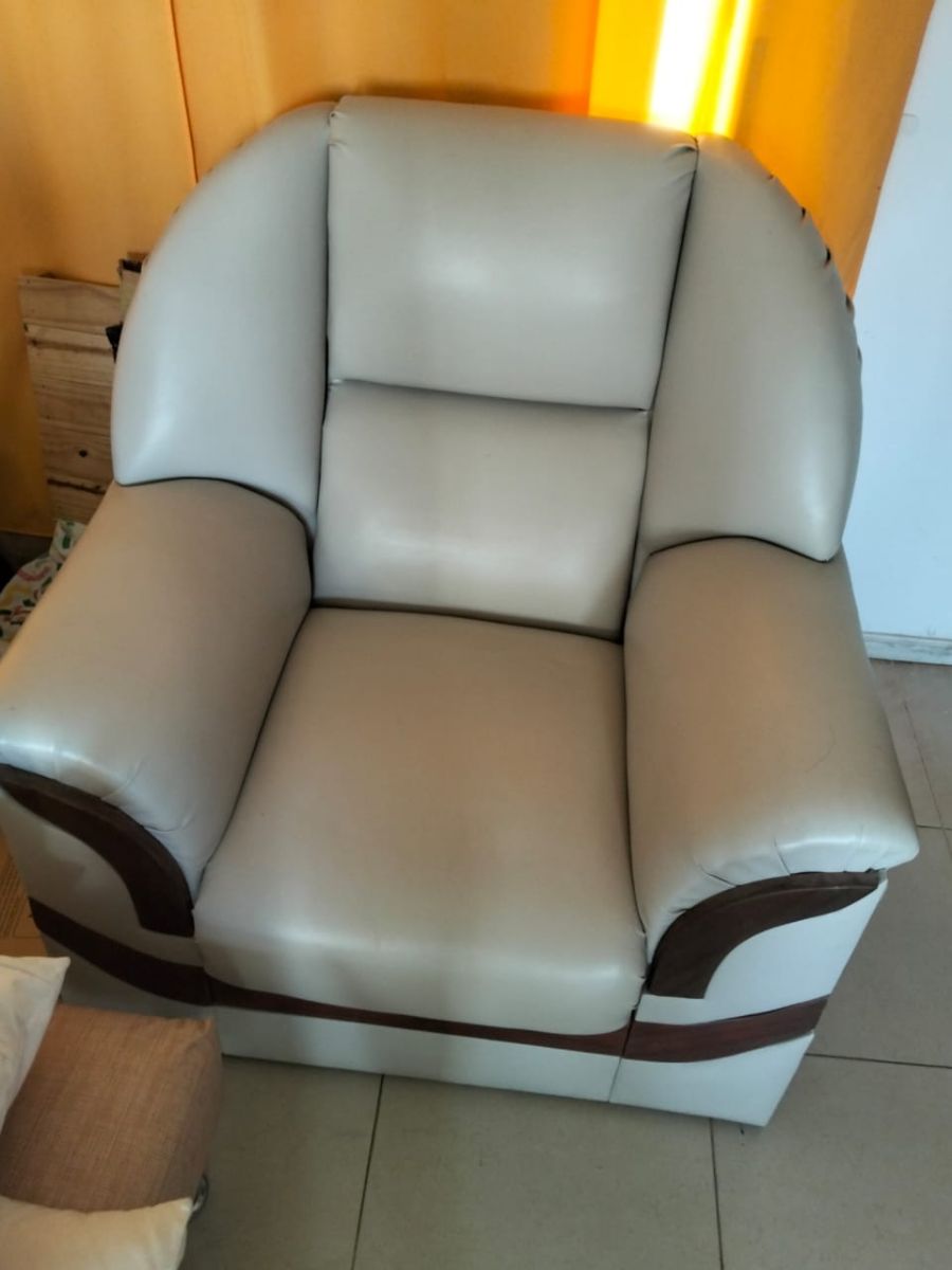 SILLON DE CUERO