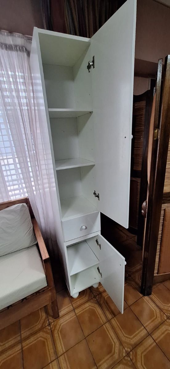 Mueble columna de baño